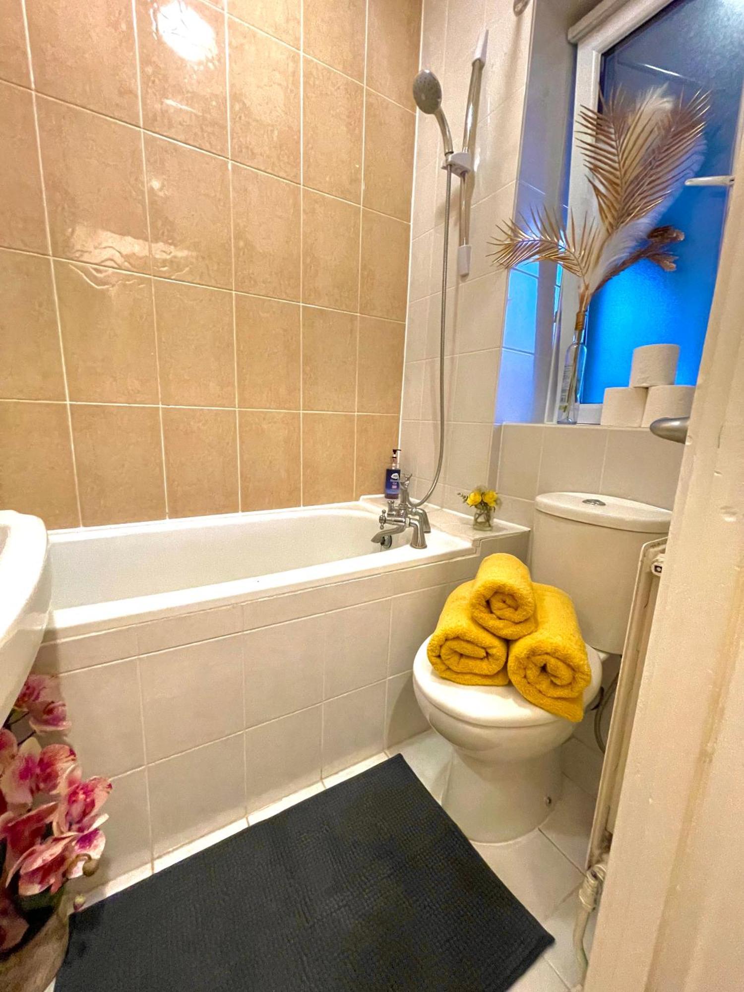 Апартаменти 2 Bed Flat Near To London Bridge Екстер'єр фото